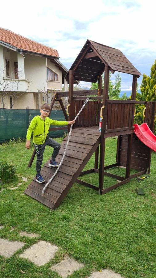 Triglav Edelweiss Guest House Pavel Banya Exterior photo