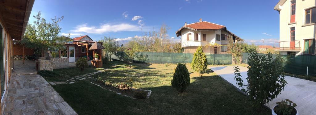 Triglav Edelweiss Guest House Pavel Banya Exterior photo
